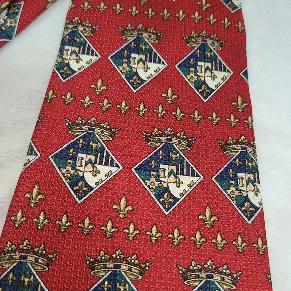 Oscar De La Renta Red Patterned Silk Tie - Picture 4 of 5